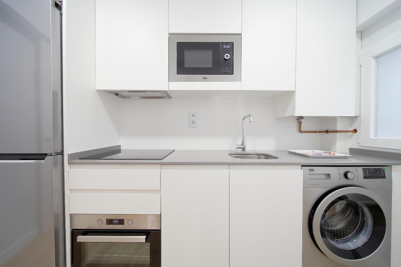 Apartamento Centro-Playa III Хихон Екстериор снимка